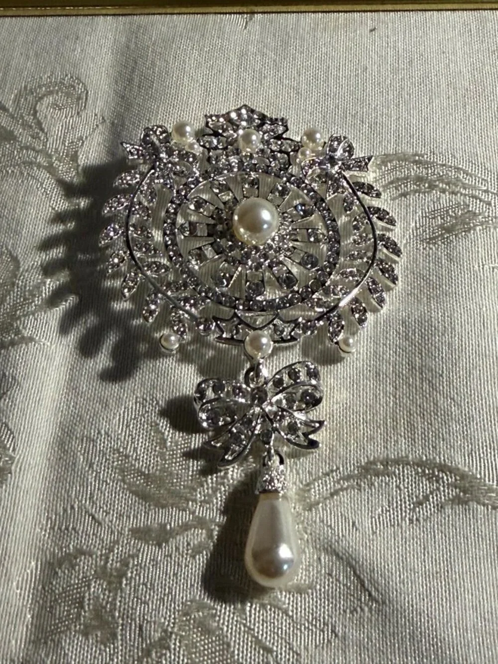 Vintage Style Faux Pearl and Rhinestone Brooch
